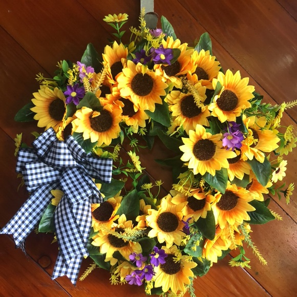 Gorgeous black high-quality velvet vintage fur-trimmed full length coat.ptp 20” - Picture 9 of 10